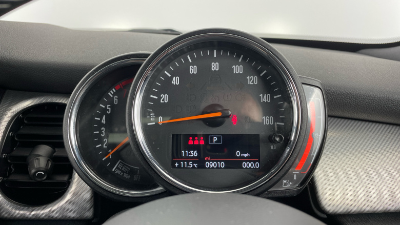 MINI Hatchback 1.5 Cooper Exclusive 5dr Auto Petrol Hatchback